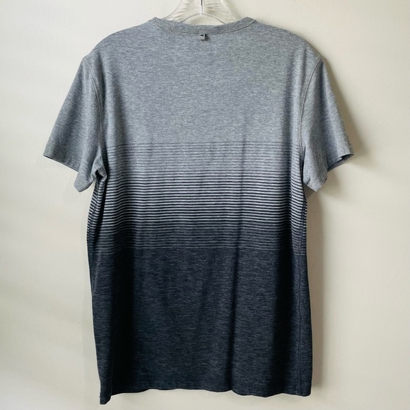 🔥 NWOT American Eagle flex striped tee t-shirt gray grey navy blue size medium - Picture 2 of 4